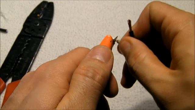 How to Assemble a Neutrik Speakon Connector смотреть онлайн
