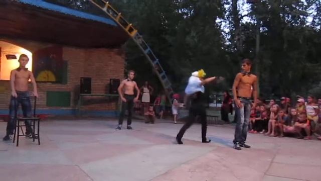 Клип 2 отряда смотреть онлайн