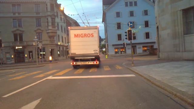 Ausfahrt Mercedes O405 GTZ Wg 102 / Linie 31: HB - Hegibachplatz. Juni 2009