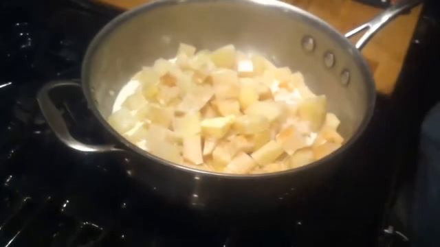 Venison Loins pan seared with an elegant celery root puree and shallot/port pan sauce смотреть онлайн