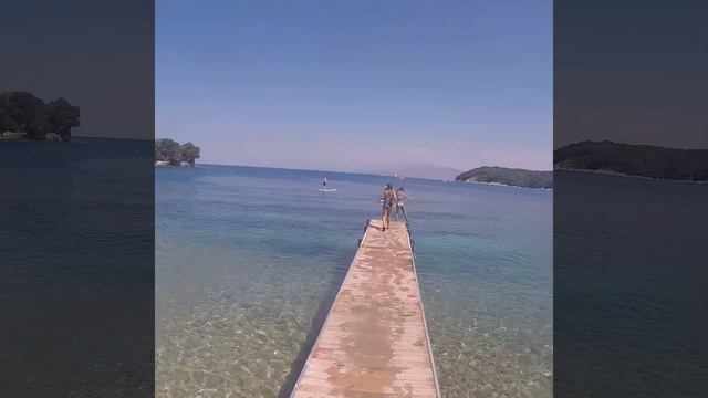 D’Barbons @ Avlaki Beach Corfu смотреть онлайн