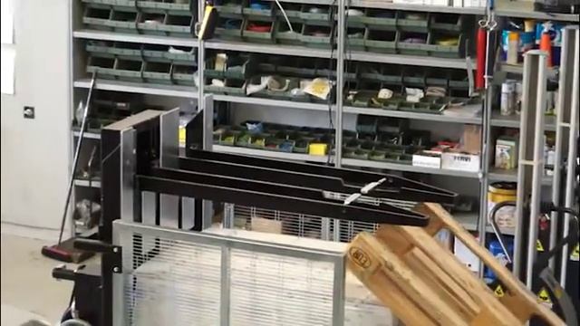 Pallet turner - MAXI PH h.2000 (boxes) смотреть онлайн