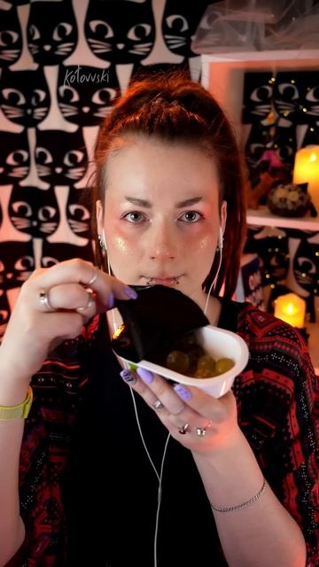 Первый раз пробую виноградный мармелад 🙈 АСМР | ASMR смотреть онлайн