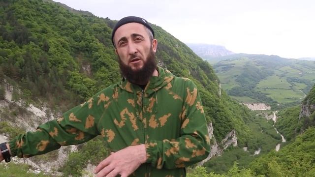 ЧОБАККХНАРАХЬ КАРИЙНА ШИРА ГIАЛАНАН КОМПЛЕКС (КАЛАКО) / ЧIЕБЕРЛОЙН МОХК смотреть онлайн