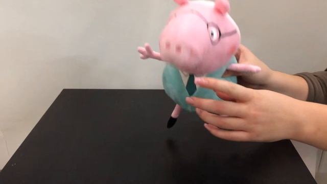 Мягкая игрушка "Папа Пеппы" смотреть онлайн