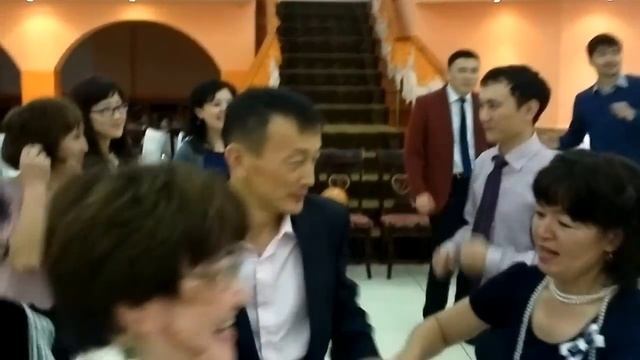 Кызылту. Ресторан Гаухартас смотреть онлайн