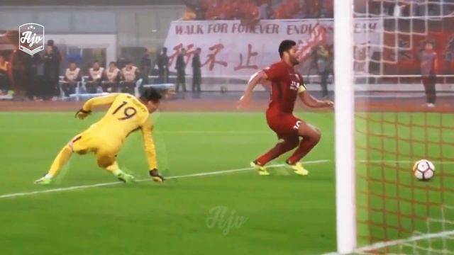 Hulk is way too good for the Chinese Super League.. смотреть онлайн