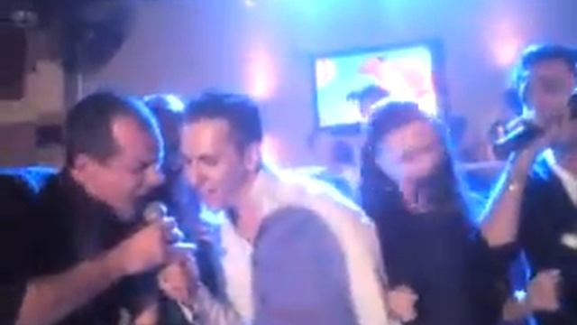 Вот так наши звёздочки поют !!!! смотреть онлайн