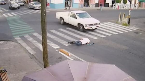 FailArmy.  Scare Fails! Fails of the Week