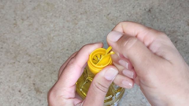 Мало кто знает СЕКРЕТ крышки Растительного масла. Эта хитрость поможет вам СЭКОН