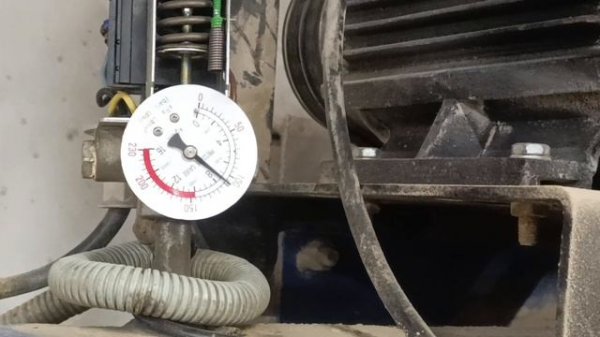 Компрессор 300 литров Remeza не накачивает 8 атмосфер , включение на слишком малом давлении