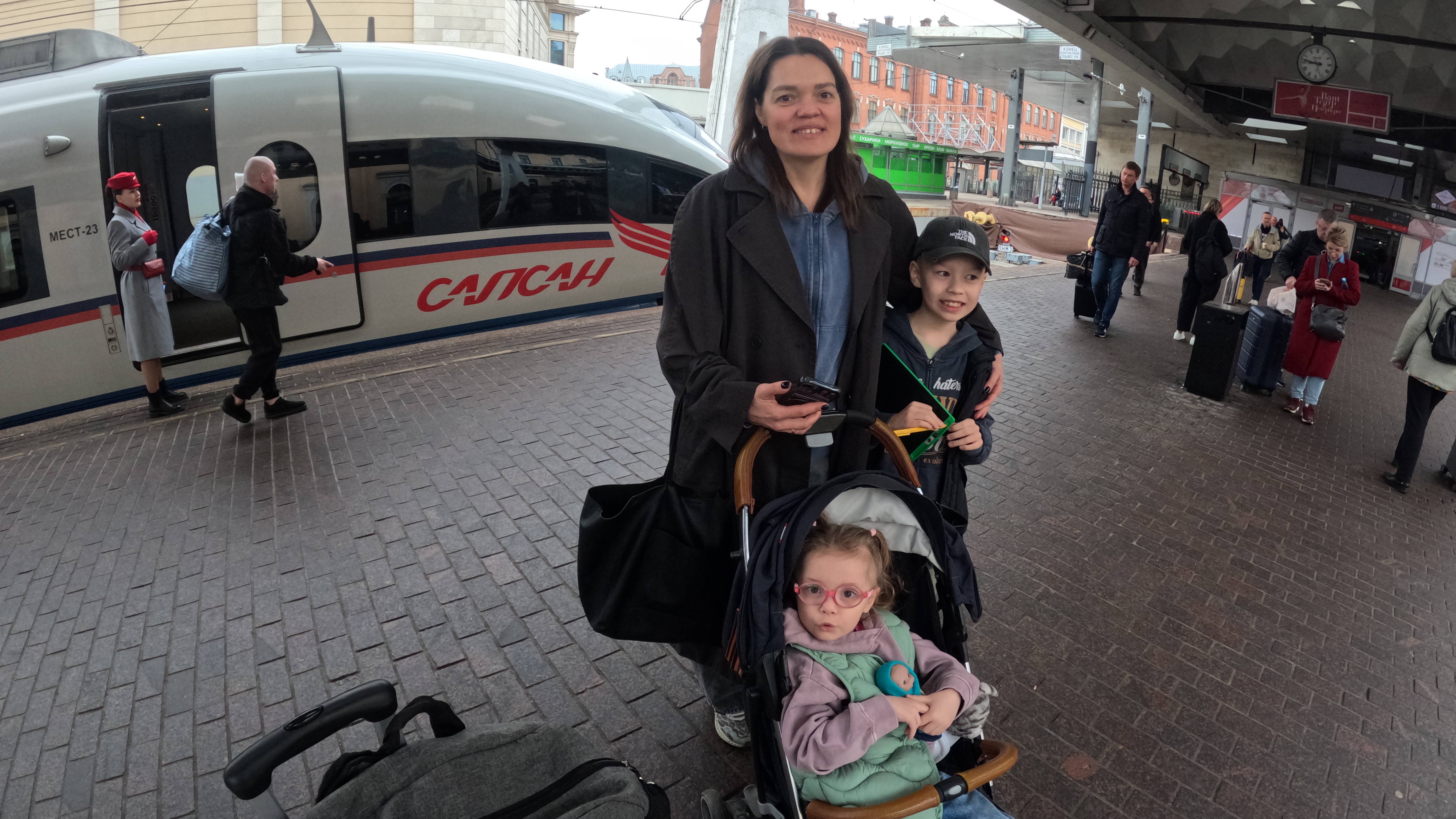 Саша и Изабелла ездили в Москву