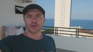 Заехал в стоматологическую клинику в Нячанге, Вьетнам. Две пломбы за 3600 руб. или 1000 000 донгов.