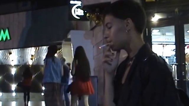 Две истории про саксофон (и фастфуд) [1/2] смотреть онлайн