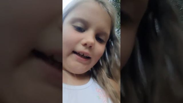 обзор уличного кафе у воды смотреть онлайн