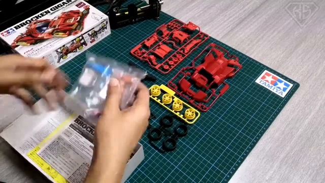 UNBOXING TAMIYA MINI 4WD BROCKEN GIGANT PREMIUM смотреть онлайн
