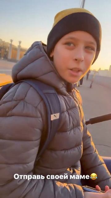 ДАВА ДАЛ ПАЦАНУ ДЕНЕГ #shorts смотреть онлайн