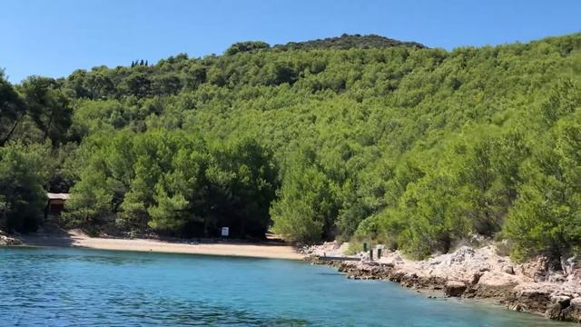 Откривање скривене скровите плаже Дијана на острву Хвар. смотреть онлайн