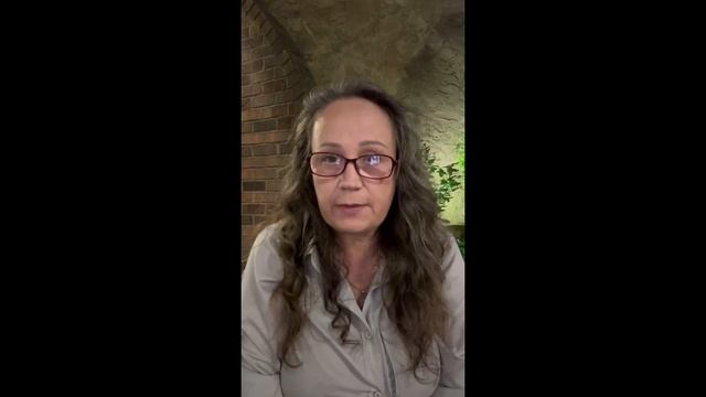 встретилась с медведем за столиком в кафе. не виноватая я...он сам пришел смотреть онлайн