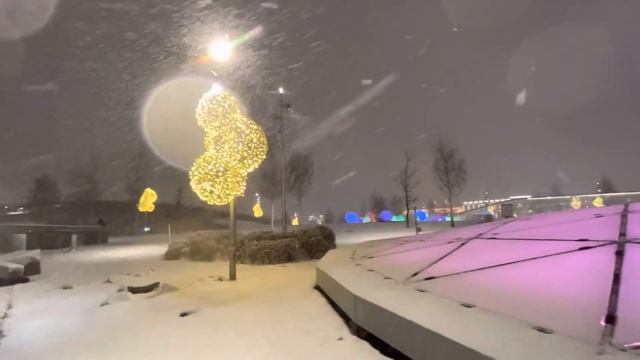 Parco Zaryadye a Mosca. Russia / Парк «Зарядье» в Москве. Россия. смотреть онлайн