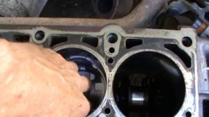 Проверка Зазора Поршня в Рабочем Цилиндре Двигателя Машины без Измерений