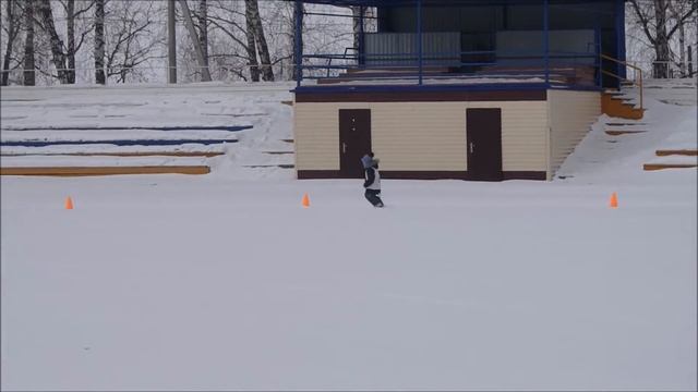 Казаков Костя, ходьба на лыжах смотреть онлайн