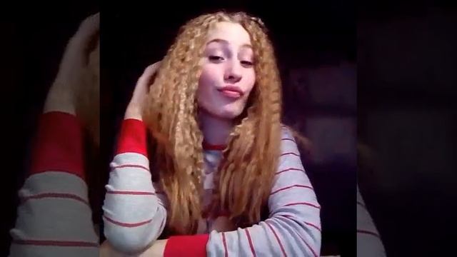 Когда сильная и независимая сидишь в кафе смотреть онлайн