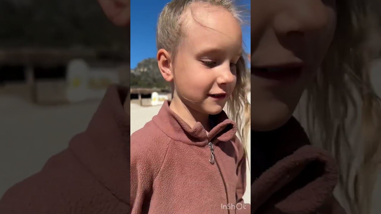 Наши питомцы #дети#многодетнаясемья #двойняшки#близняшки#сестры#папиныдочки#дети#мамаблогер смотреть онлайн