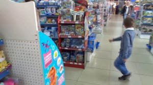 VLOG. ПОХОД В МАГАЗИН ИГРУШЕК