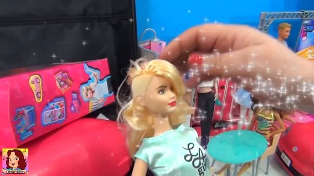 Malas da tia Cris nº 8 E 9! Barbie, Ken e Stacie! Chelsea e acessórios! #Barbie #chelsea #brincar смотреть онлайн