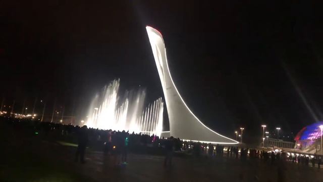 Поющий фонтан в Сочи 2022 Баста- Сансара смотреть онлайн