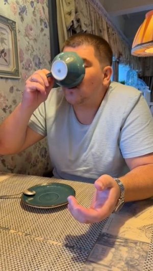 СИТУАЦИЯ В КАФЕ С МУЖЕМ 😀 #юмор #семьяколода #шортс #пранк #приколы #смехдослез #vine