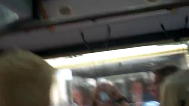 tis steel aan de achterkant... met treintje in france смотреть онлайн