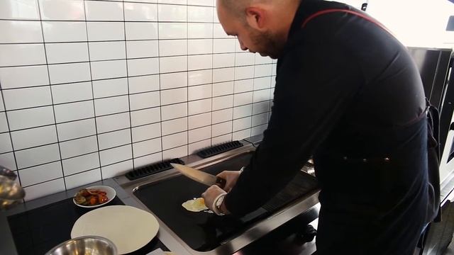 Resto Mesto. У нас тут вкусно. смотреть онлайн