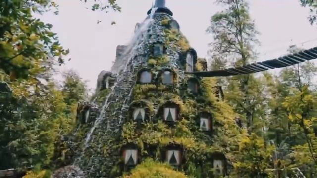 Удивительные отели мира смотреть онлайн