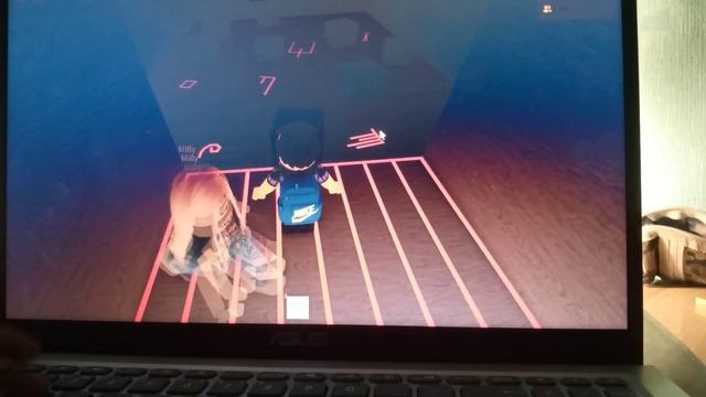 ИГРАЮ В ХОРРОР ОТЕЛЬ В РОБЛОКСЕ ПОДПИЩИСЬ И БУДЕТ ПРО ЛАГЕРЬ И 2 ЧАСТЬ ОТЕЛЯ смотреть онлайн