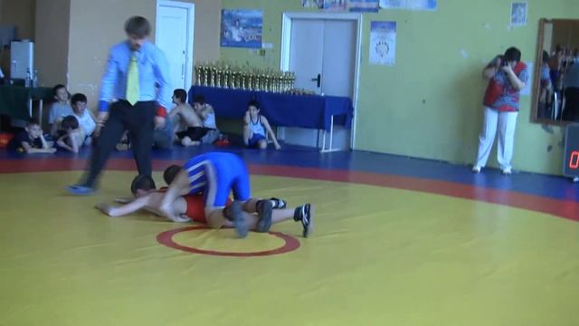 вольная борьба-университет им.ярослава мудрого(Некрасов С.П.-Панютино-в.дудченко) смотреть онлайн