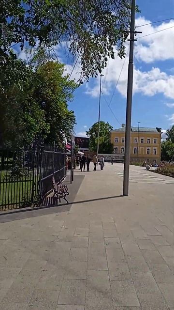 Красивый город Саратов! В переводе с ногайского-"Желтая гора" смотреть онлайн