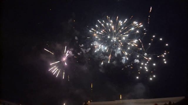 Открытие ёлки. Луганск. 25.12.2015 смотреть онлайн