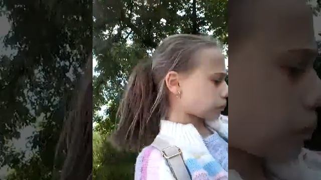 Я гуляю по бугру со своей подругой Мы ждем костёр пробуем жечь костёр!? смотреть онлайн