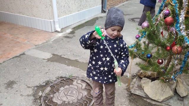 С Наступающим Новым годом! Анапа, улица Самбурова, 93. Vlog от 31 декабря 2019 г. Утро в Анапе. 4K6 смотреть онлайн
