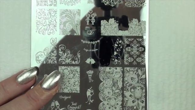 Bold Metals Nail Art Tutorial смотреть онлайн