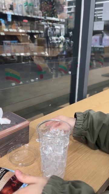 Корейские продуктовые это ВАУ!! Удобства даже там 👍🏼 #жизньвкорее #едавкорее #замужзакорейца смотреть онлайн