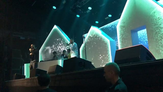 МИЯГИ И ANDY. КОНЦЕРТ В ПИТЕРЕ 29.06.2019 (ПОЛОВИНА МОЯ) смотреть онлайн