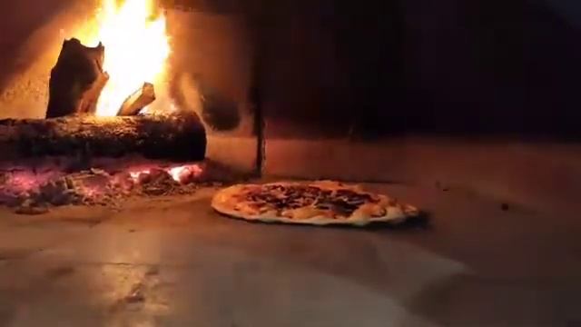 Найсмачніша піца на дровах. смотреть онлайн