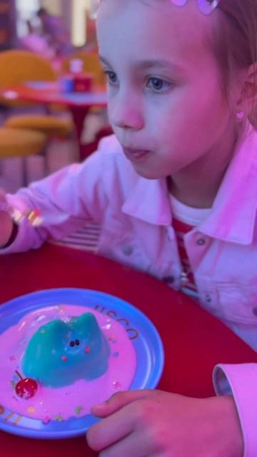 Jisco кей поп кафе Санкт-Петербург смотреть онлайн