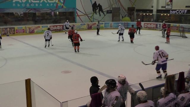 ХК "Витязь" - ХК "Медведи" 1:7, второй период. смотреть онлайн