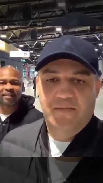 Во Владикавказ приедет Рой Джонс-младший смотреть онлайн