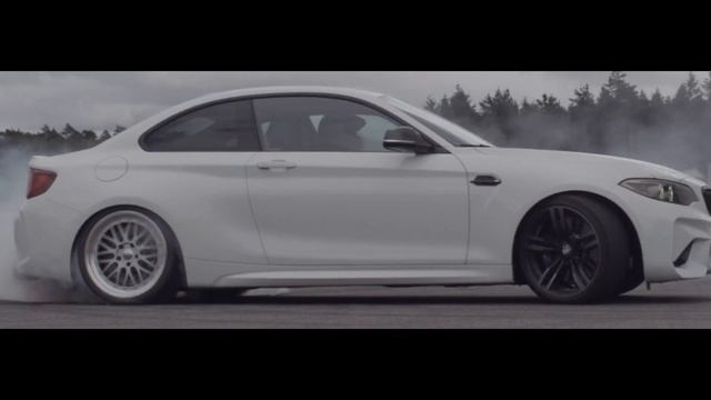 AKRAPOVIC BMW M2 // FORMAT67.NET (Director's cut) смотреть онлайн