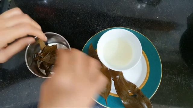 PIMPLES, ACNE, REDNESS REMOVAL AT HOME WITH BAY LEAVES FACE MASK | GET CLEAR SPOTLESS SKIN смотреть онлайн